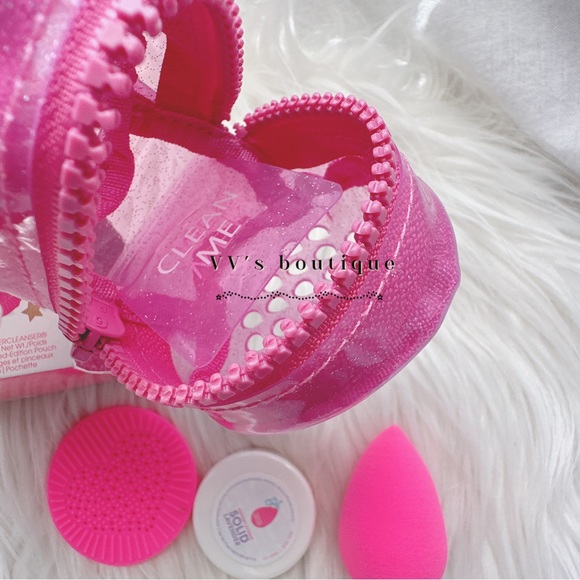 NWT BeautyBlender BESTIES Makeup Sponge Blend Cleanse Starter Set Pink Barbie - Picture 4 of 7
